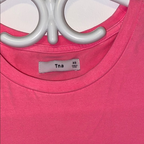 crop top - Picture 2 of 2